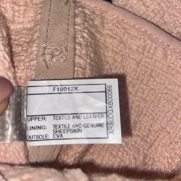 UGG Heirloom Lace Up Boots - Picture 6 of 6